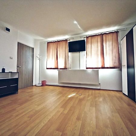 Camere In Regim Hotelier Brašov Exteriér fotografie