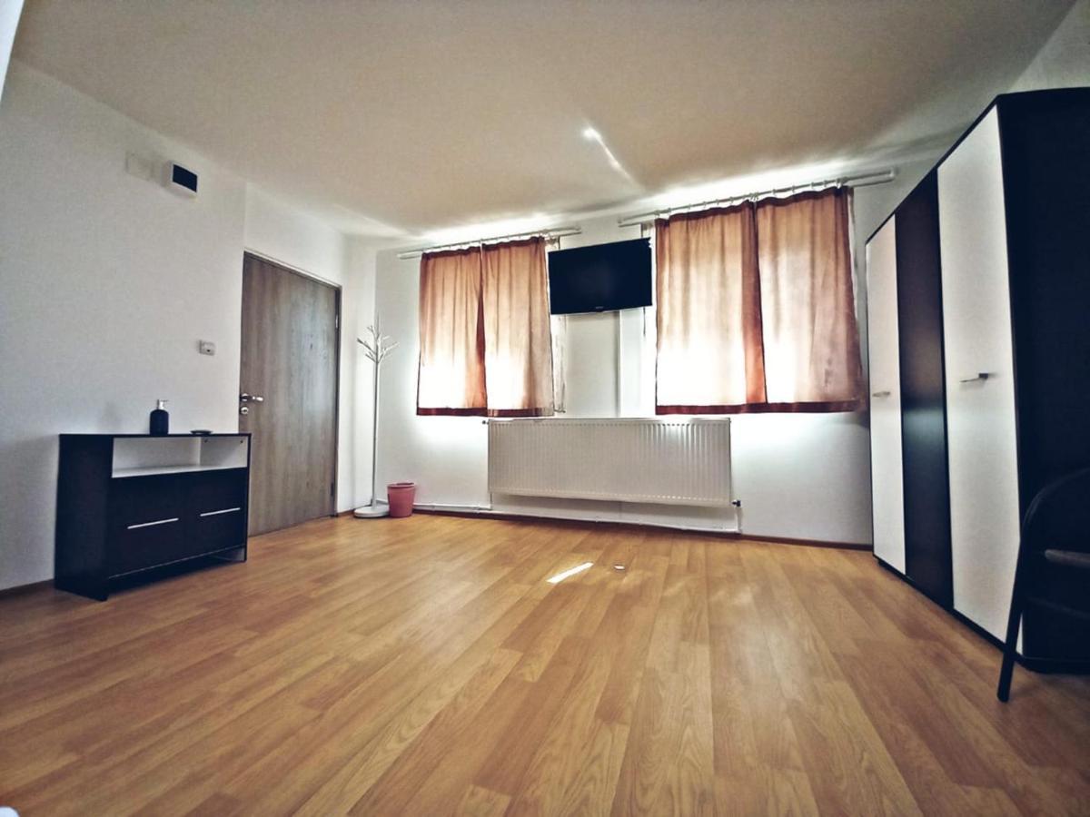 Camere In Regim Hotelier Brašov Exteriér fotografie