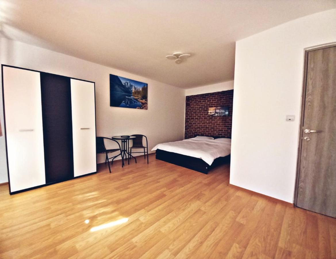 Camere In Regim Hotelier Brašov Exteriér fotografie
